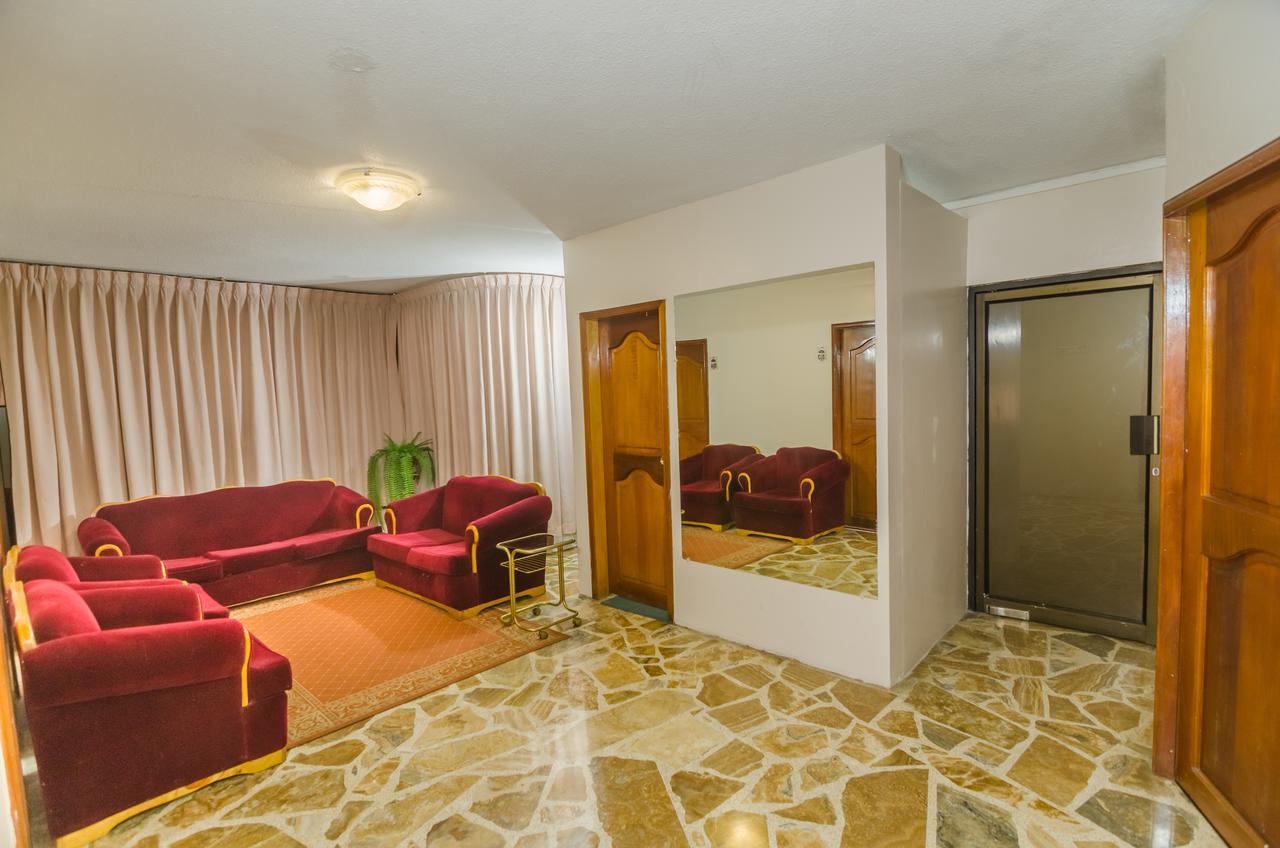 Hotel Cristal Palace ロハ エクステリア 写真