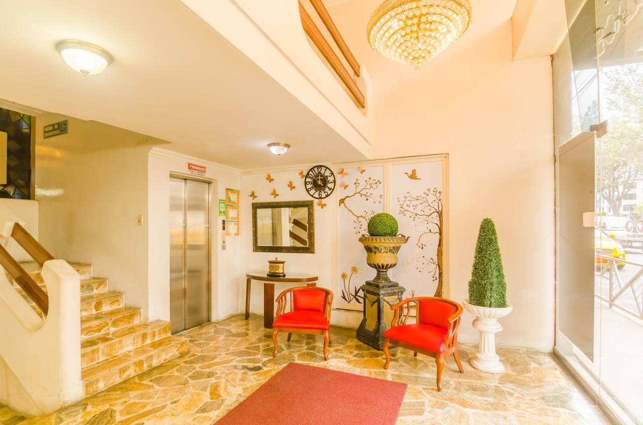 Hotel Cristal Palace ロハ エクステリア 写真